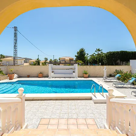 Felderhof 4 Bed Private Pool